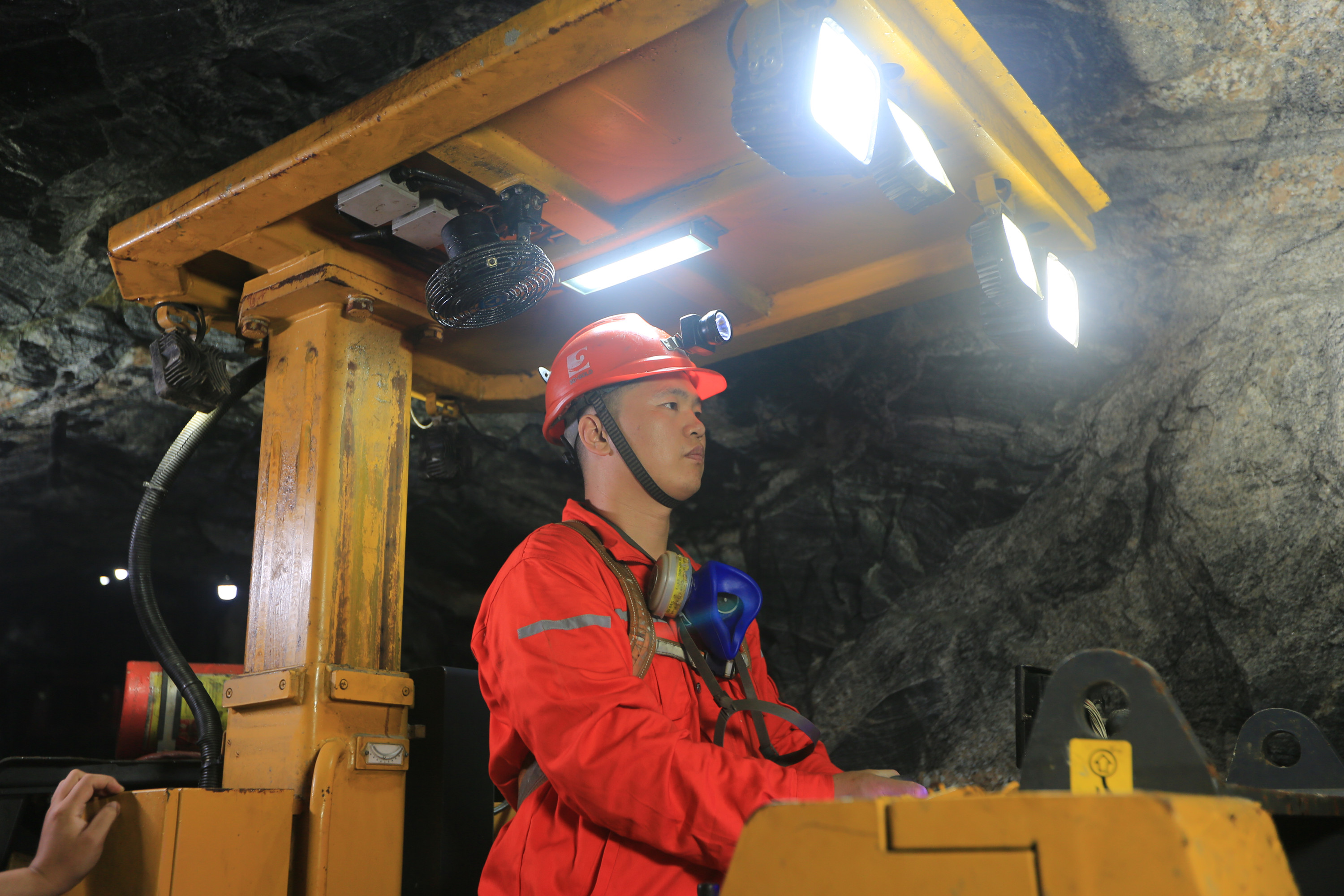 �й�����������(304am-VIP��֤)����-Official Platform